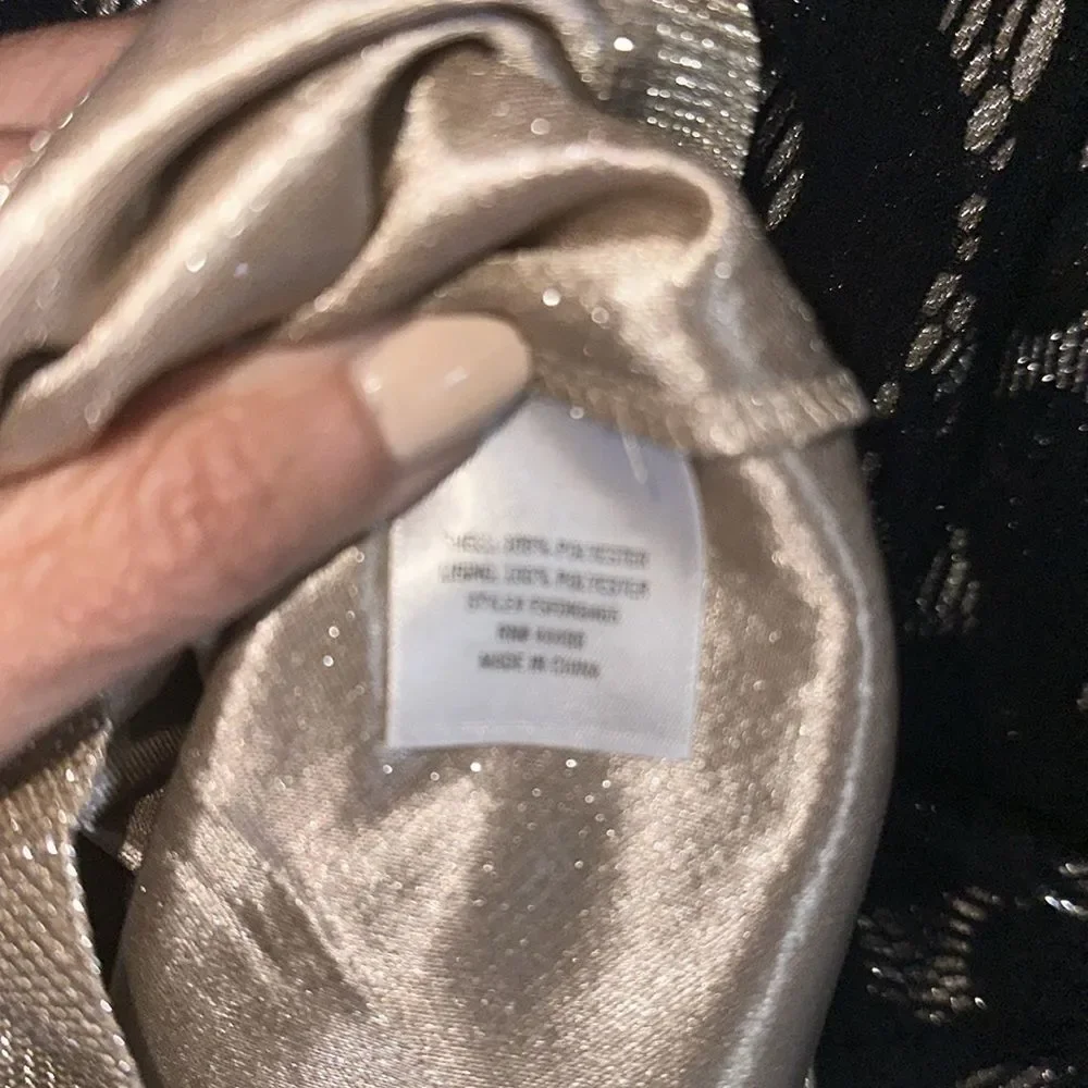 Black and Gold Lace Dress With Lace 3/4 Bell Sleeve New With Tags XS - Picture 15 of 16